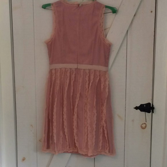 Pink dress - Picture 6 of 6